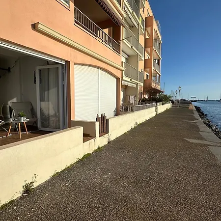 - Les Pieds Dans L'eau En Toutes Saisons 4 Couchages - Climatisation - Parking Privé - Piscine Sur - Vue Magnifique Et Rare - Situation Optimum - Les Argonautes - Ile Des Pêcheurs - Cap D'agde Agde