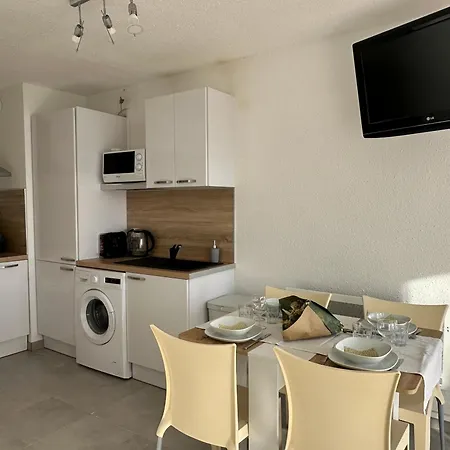 - Les Pieds Dans L'eau Agreable En Toutes Saisons 4 Couchages - Climatisation - Parking Prive - Piscine Sur - Vue Magnifique Et Rare - Situation Optimum - Les Argonautes - Ile Des Pecheurs - Cap D'agde Apartmán