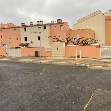 - Les Pieds Dans L'eau En Toutes Saisons 4 Couchages - Climatisation - Parking Privé - Piscine Sur - Vue Magnifique Et Rare - Situation Optimum - Les Argonautes - Ile Des Pêcheurs - Cap D'agde Apartamento Agde