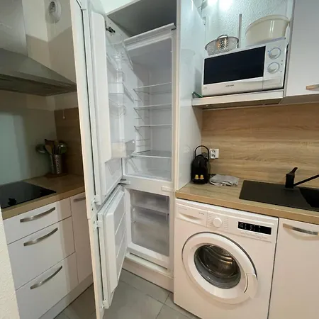 - Les Pieds Dans L'eau Agreable En Toutes Saisons 4 Couchages - Climatisation - Parking Prive - Piscine Sur - Vue Magnifique Et Rare - Situation Optimum - Les Argonautes - Ile Des Pecheurs - Cap D'agde Διαμέρισμα