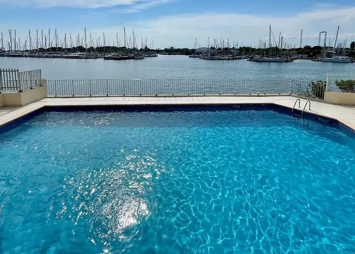 - Les Pieds Dans L'eau En Toutes Saisons 4 Couchages - Climatisation - Parking Privé - Piscine Sur - Vue Magnifique Et Rare - Situation Optimum - Les Argonautes - Ile Des Pêcheurs - Cap D'agde