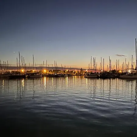 Lejlighed - Les Pieds Dans L'eau Agreable En Toutes Saisons 4 Couchages - Climatisation - Parking Prive - Piscine Sur - Vue Magnifique Et Rare - Situation Optimum - Les Argonautes - Ile Des Pecheurs - Cap D'agde Agde