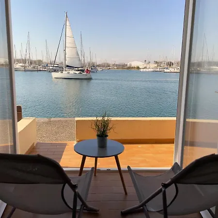 Appartement - Les Pieds Dans L'eau En Toutes Saisons 4 Couchages - Climatisation - Parking Privé - Piscine Sur - Vue Magnifique Et Rare - Situation Optimum - Les Argonautes - Ile Des Pêcheurs - Cap D'agde Agde