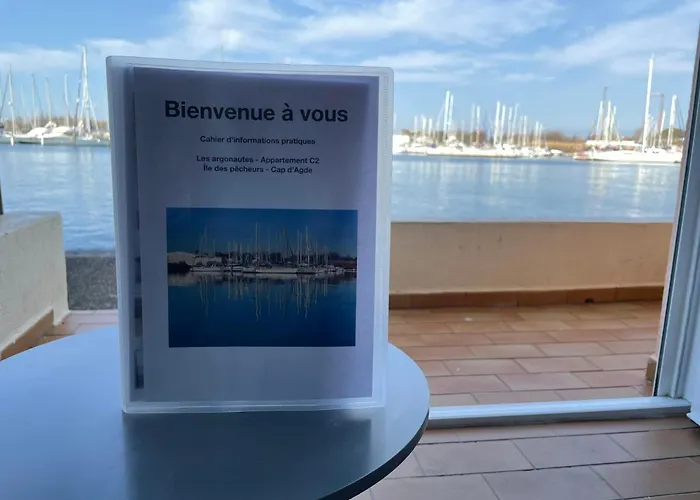 شقة - Les Pieds Dans L'eau Agreable En Toutes Saisons 4 Couchages - Climatisation - Parking Prive - Piscine Sur - Vue Magnifique Et Rare - Situation Optimum - Les Argonautes - Ile Des Pecheurs - Cap D'agde آجد
