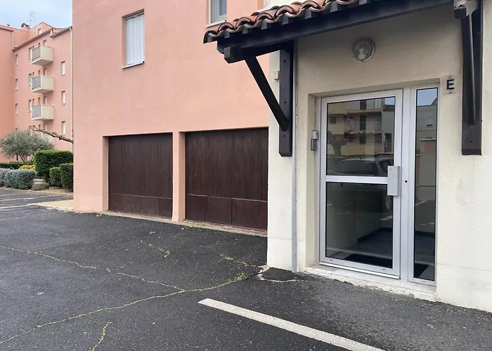 - Les Pieds Dans L'eau Agreable En Toutes Saisons 4 Couchages - Climatisation - Parking Prive - Piscine Sur - Vue Magnifique Et Rare - Situation Optimum - Les Argonautes - Ile Des Pecheurs - Cap D'agde *